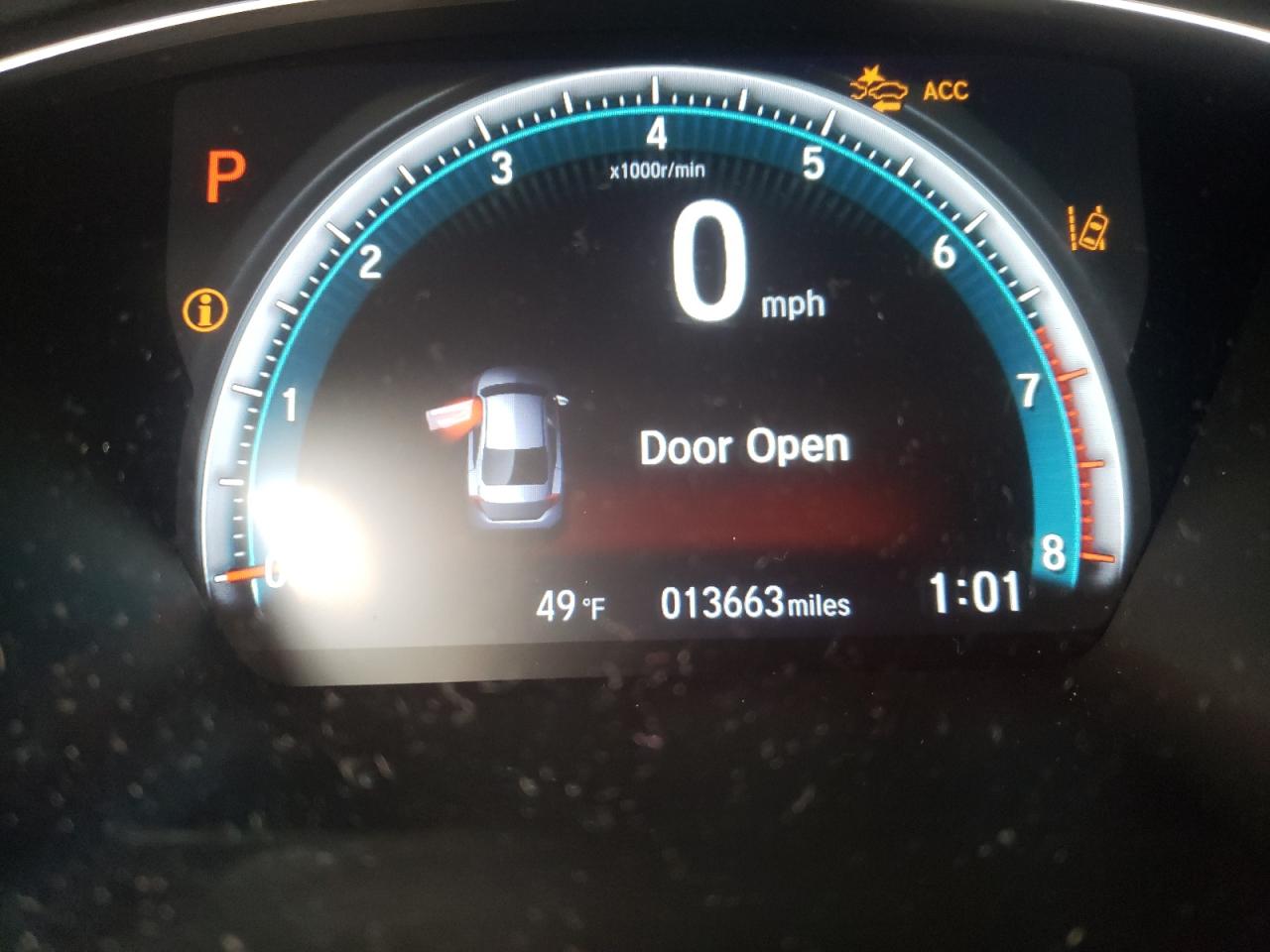 Photo 8 from auction – 2019 HONDA CIVIC LX with VIN 19XFC2F66KE018005