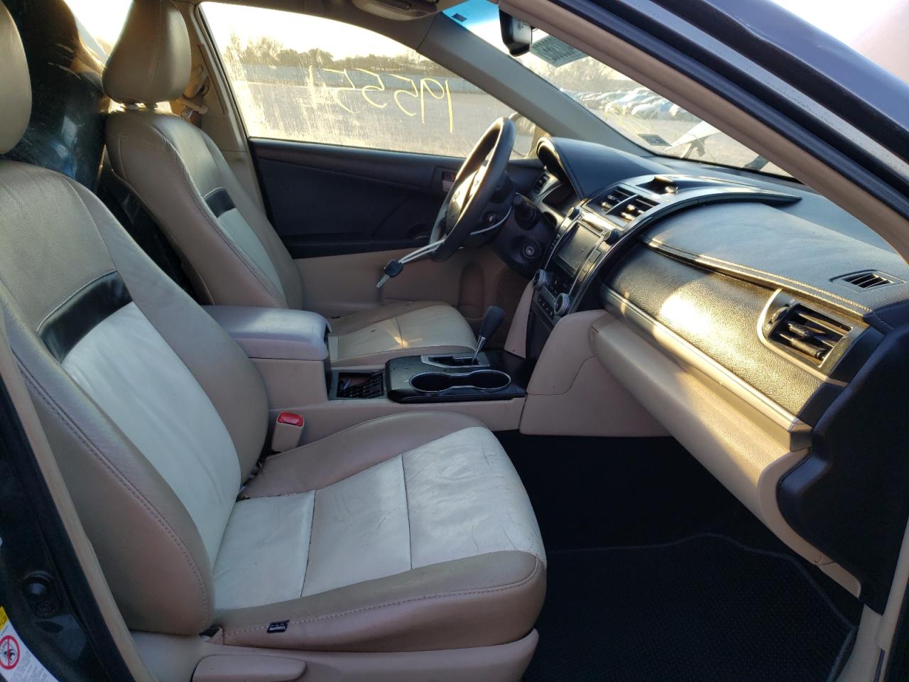 Photo 5 from auction – 2012 TOYOTA CAMRY BASE with VIN 4T4BF1FK5CR158709