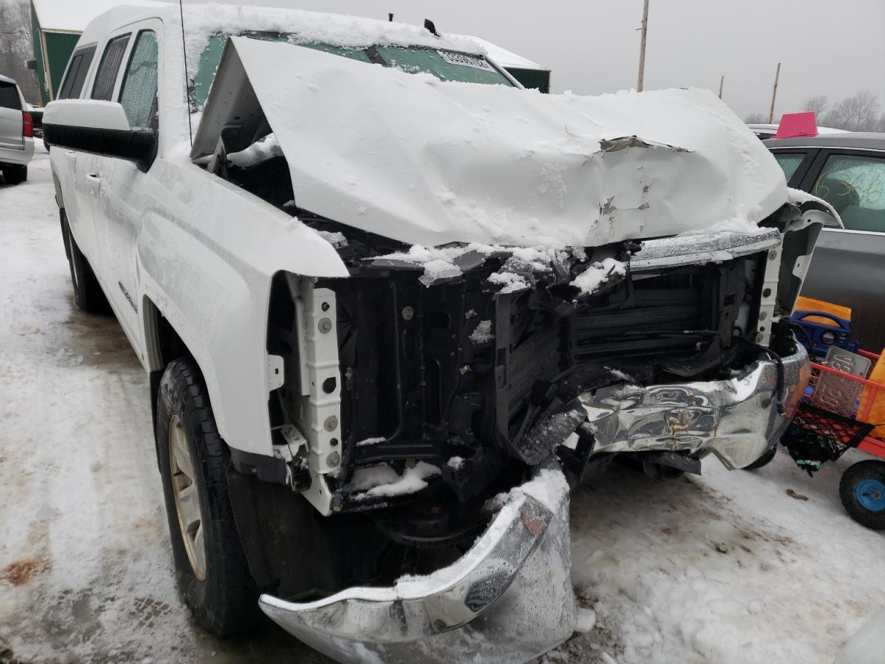 Photo 9 from auction – 2018 CHEVROLET SILVERADO with VIN 3GCUKREC0JG405484