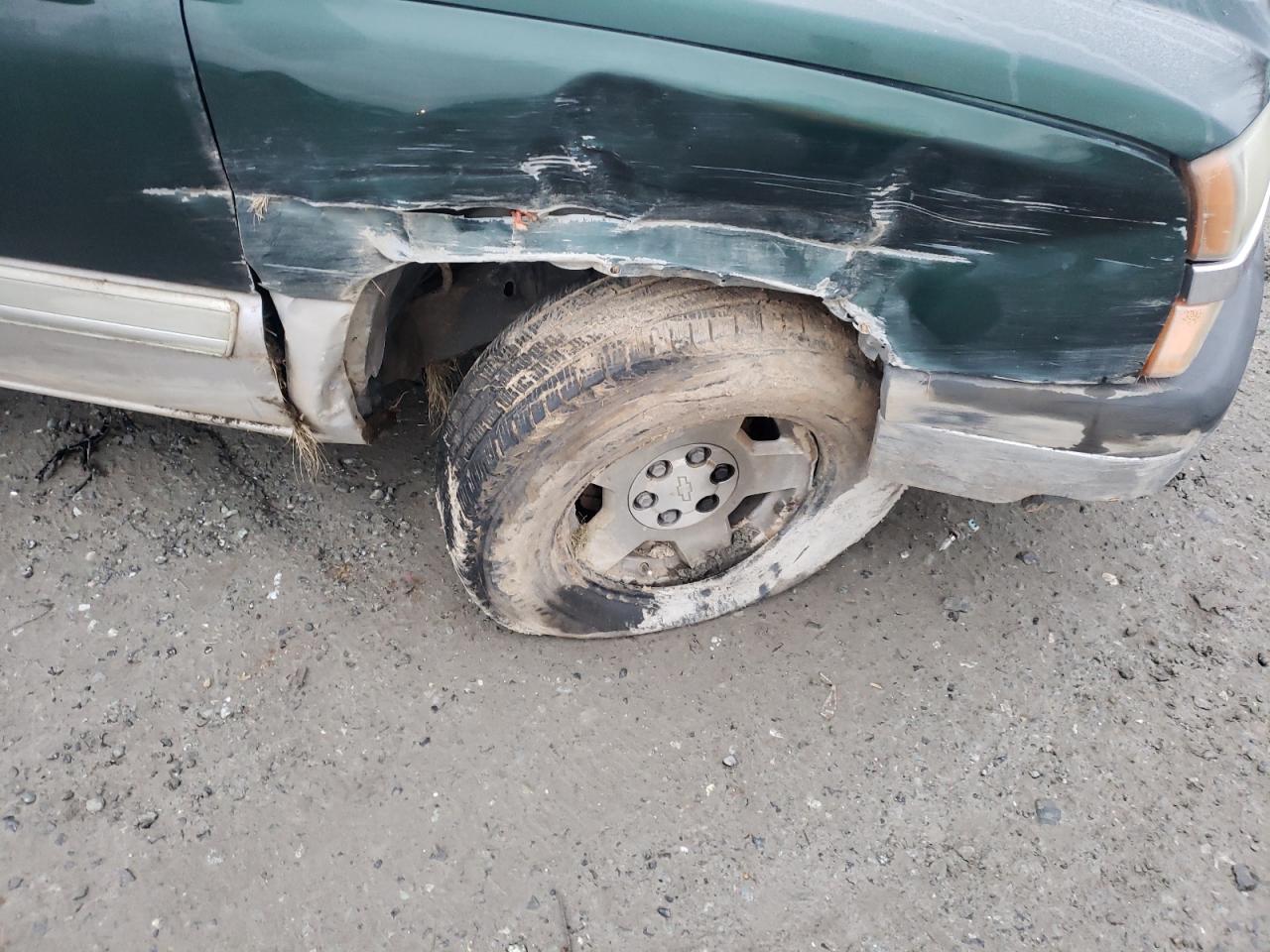 Photo 9 from auction – 2005 CHEVROLET SILVERADO with VIN 1GCEC19T15Z162397