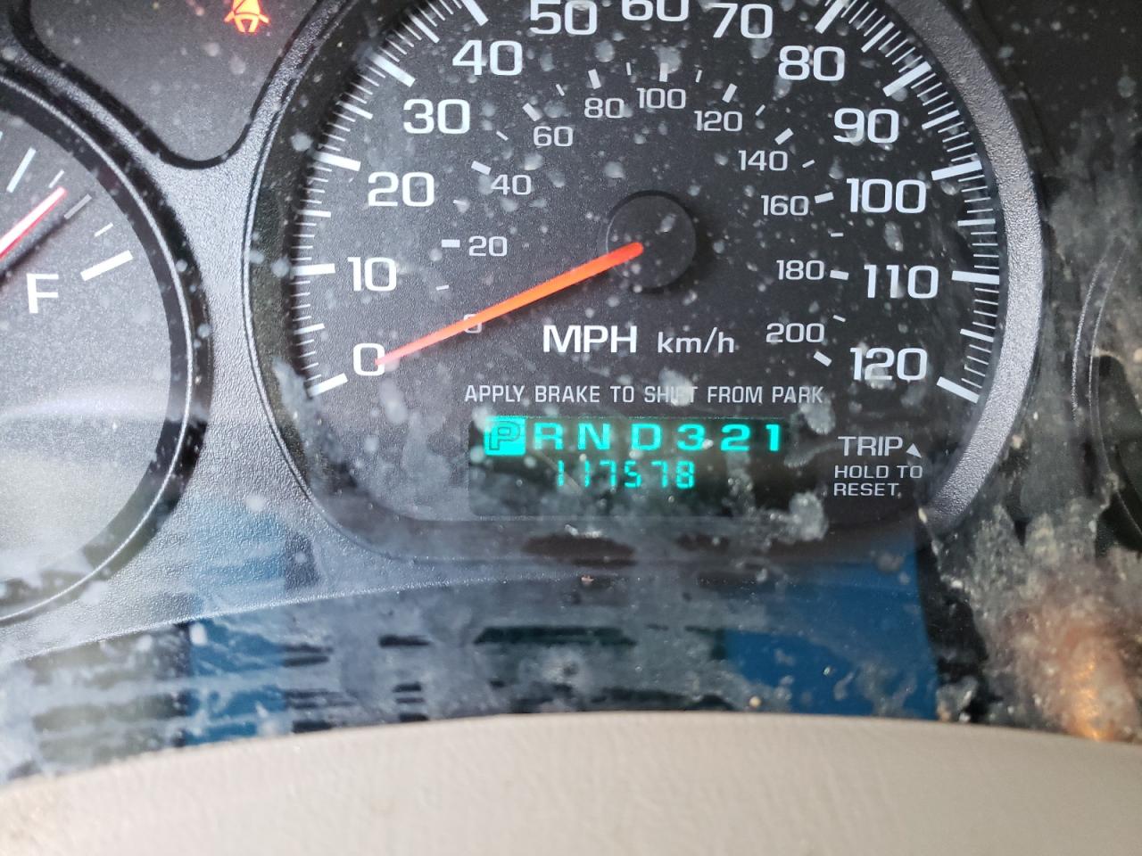 Photo 8 from auction – 2003 CHEVROLET IMPALA with VIN 2G1WF52E339158642