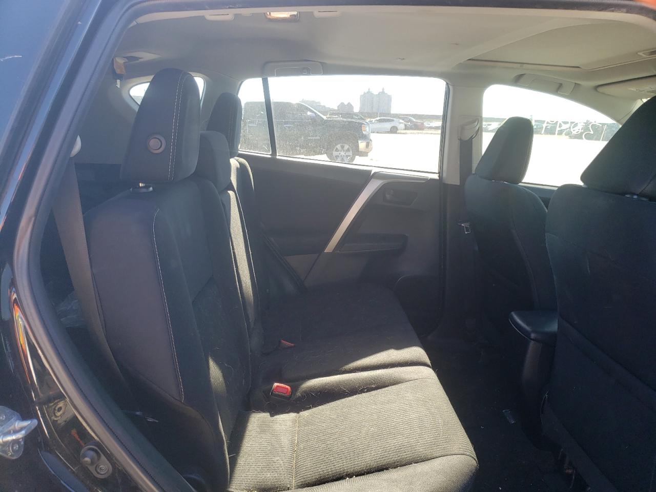 Photo 6 from auction – 2013 TOYOTA RAV4 XLE with VIN 2T3WFREV3DW035263