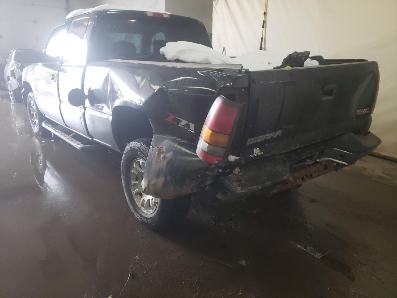 Photo 3 from auction – 2005 GMC NEW SIERRA with VIN 1GTEK19B25Z256329
