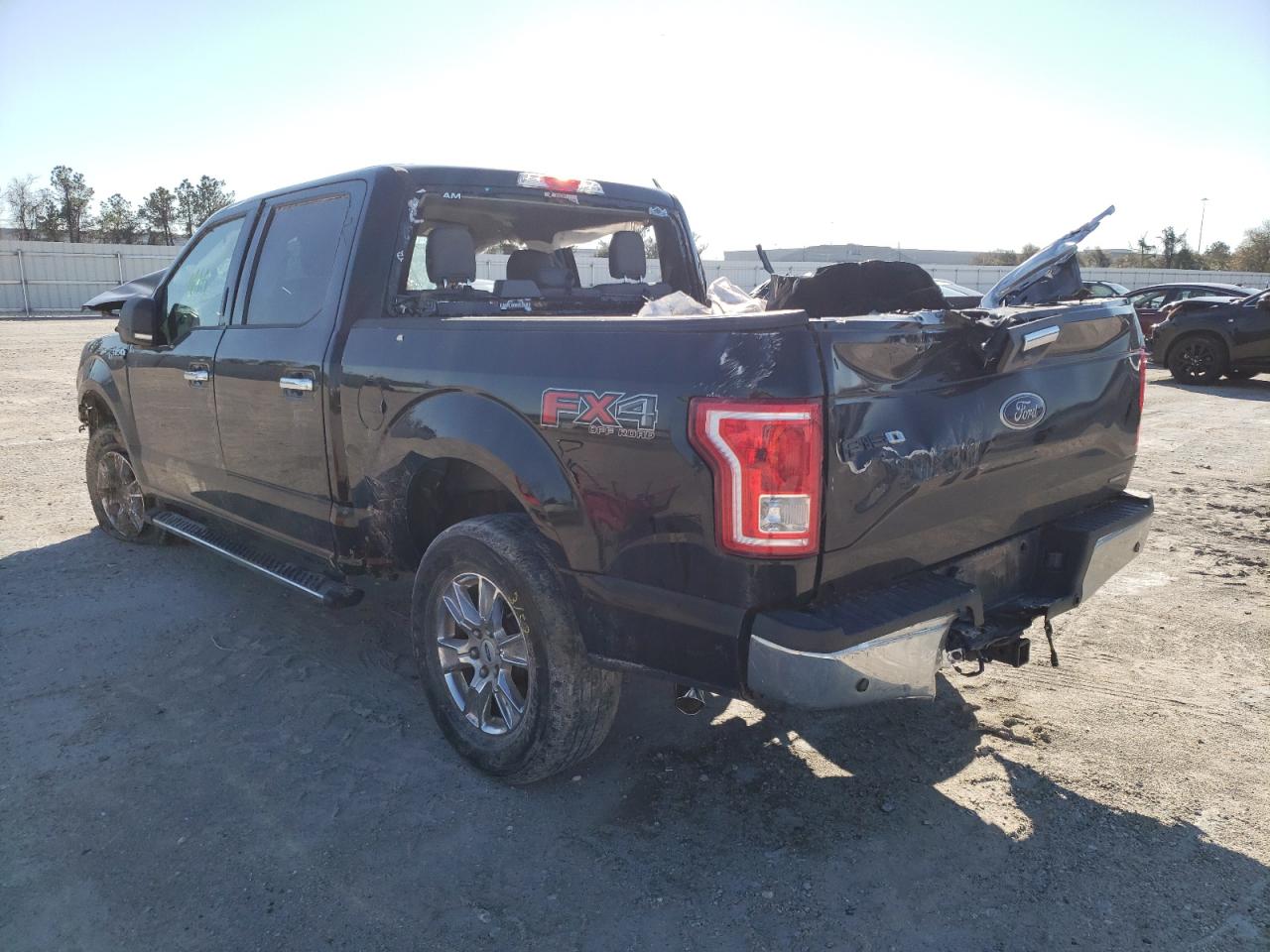 Photo 3 from auction – 2016 FORD F150 SUPER with VIN 1FTEW1EF9GFB52440