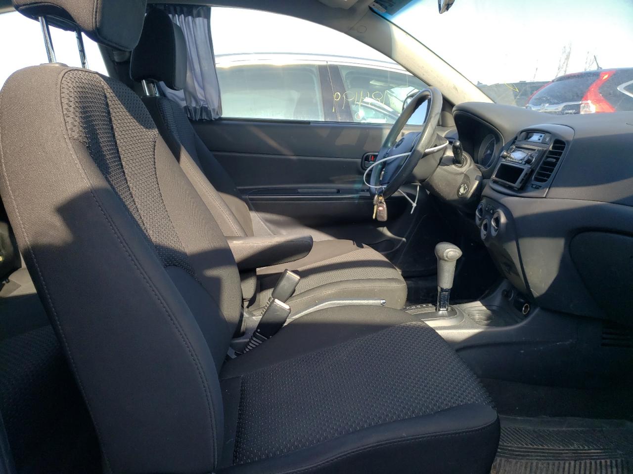 Photo 5 from auction – 2011 HYUNDAI ACCENT SE with VIN KMHCN3BC6BU206230