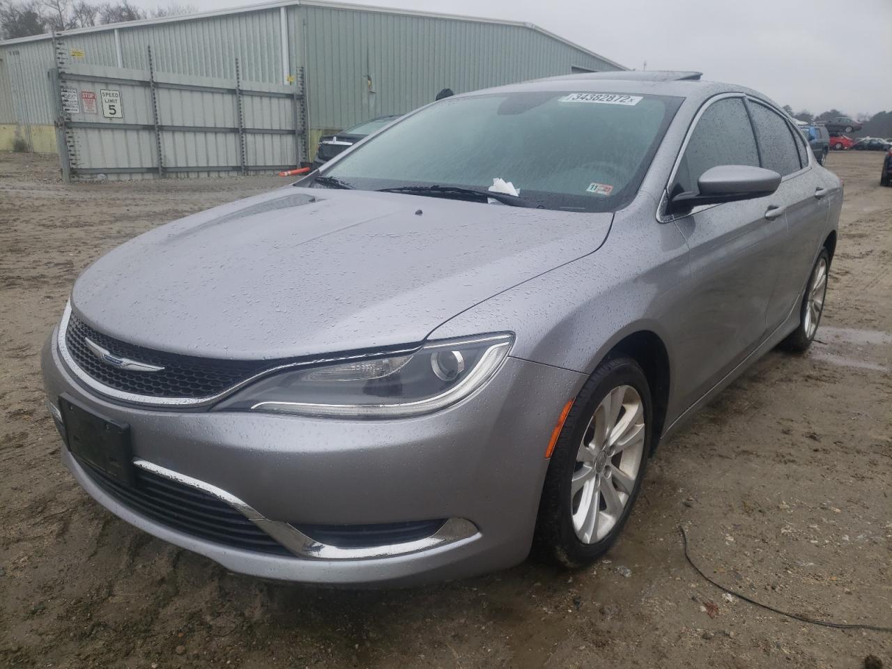 Photo 2 from auction – 2015 CHRYSLER 200 LIMITE with VIN 1C3CCCAB8FN702282