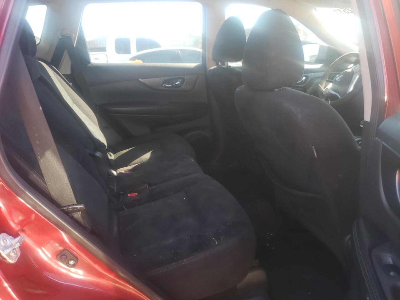 Photo 6 from auction – 2014 NISSAN ROGUE S with VIN 5N1AT2MV9EC868612