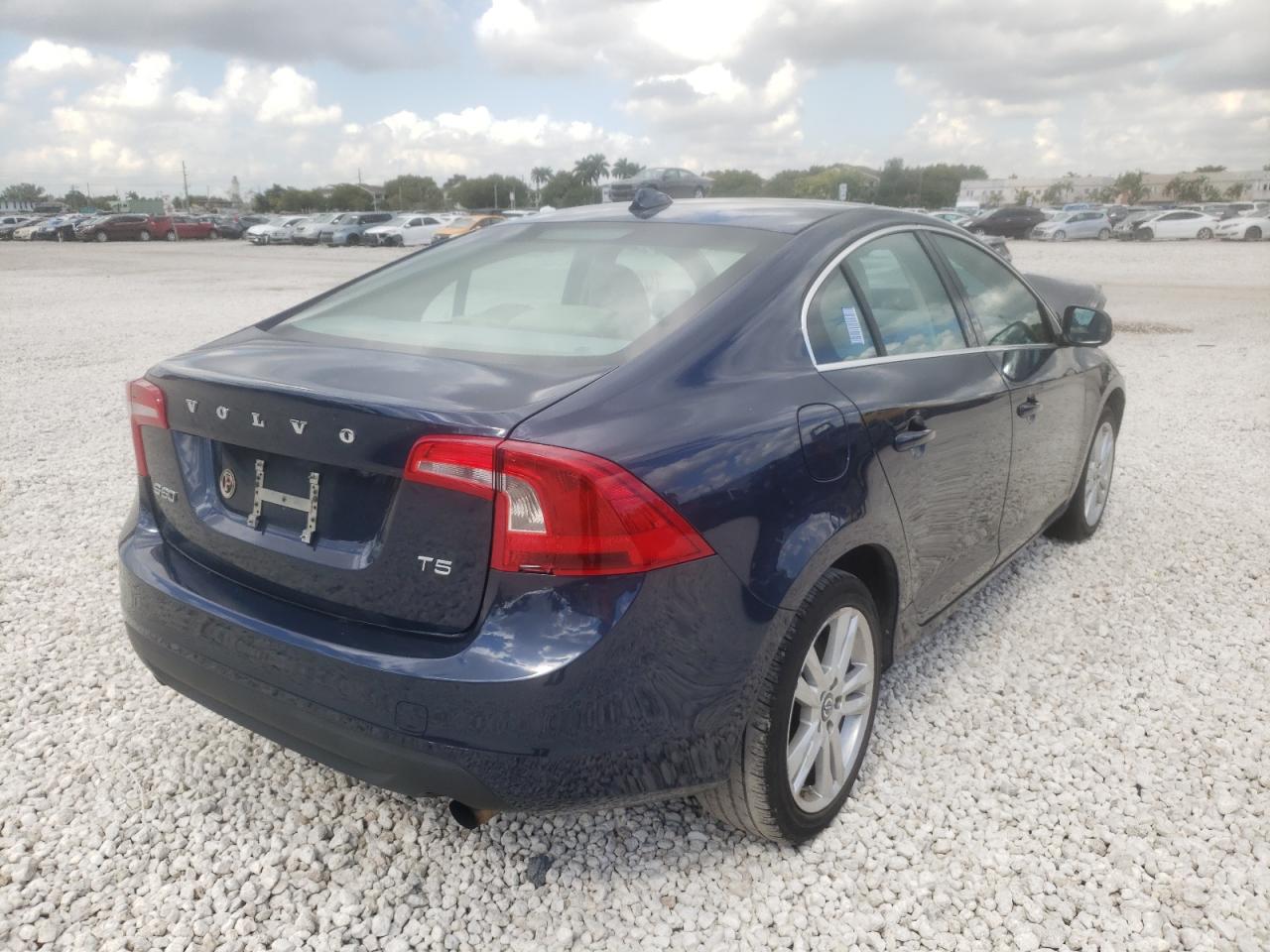 Photo 4 from auction – 2012 VOLVO S60 T5 with VIN YV1622FS4C2088188