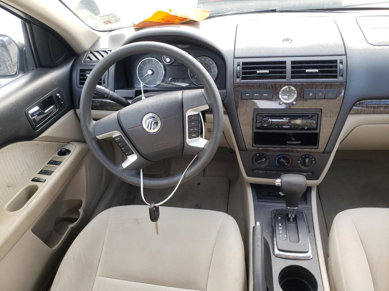 Photo 9 from auction – 2008 MERCURY MILAN with VIN 3MEHM071X8R616286