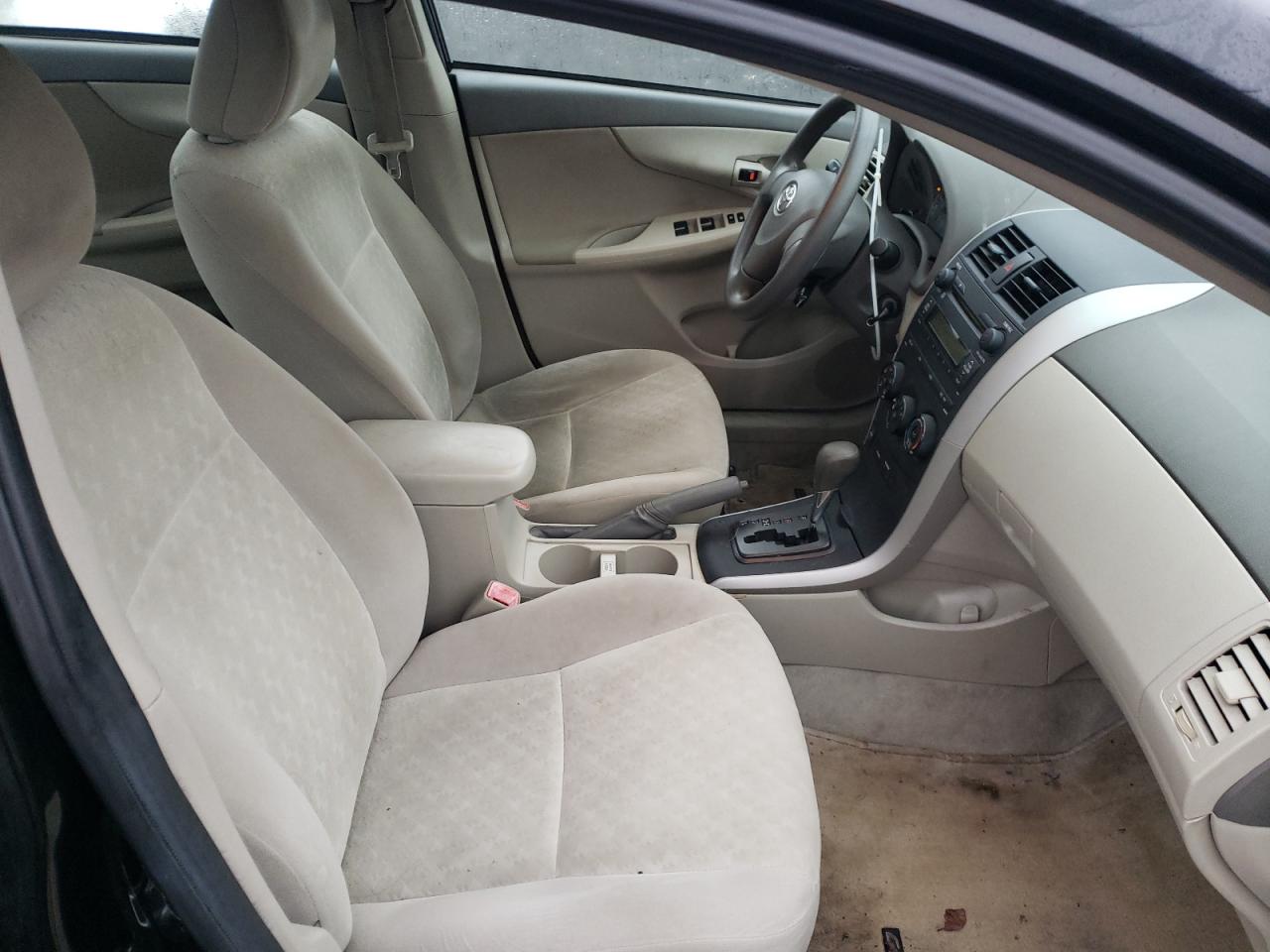 Photo 5 from auction – 2009 TOYOTA COROLLA with VIN 2T1BU40EX9C170496