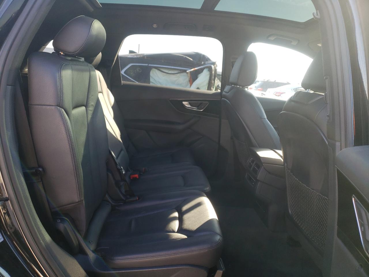 Photo 6 from auction – 2017 AUDI Q7 PREMIUM with VIN WA1LAAF72HD017658