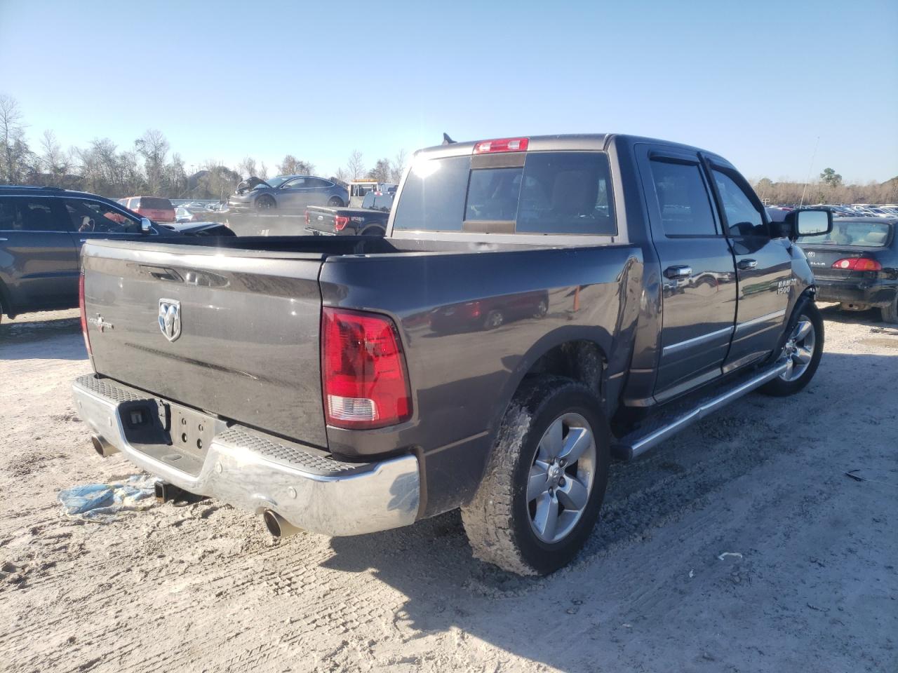 Photo 4 from auction – 2014 RAM 1500 SLT with VIN 1C6RR6LTXES222358