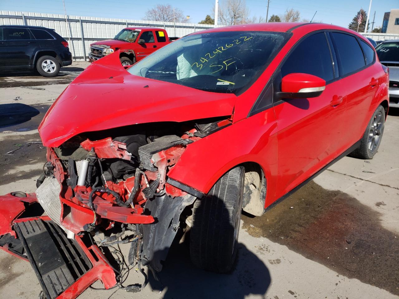 Photo 2 from auction – 2014 FORD FOCUS SE with VIN 1FADP3K28EL341011