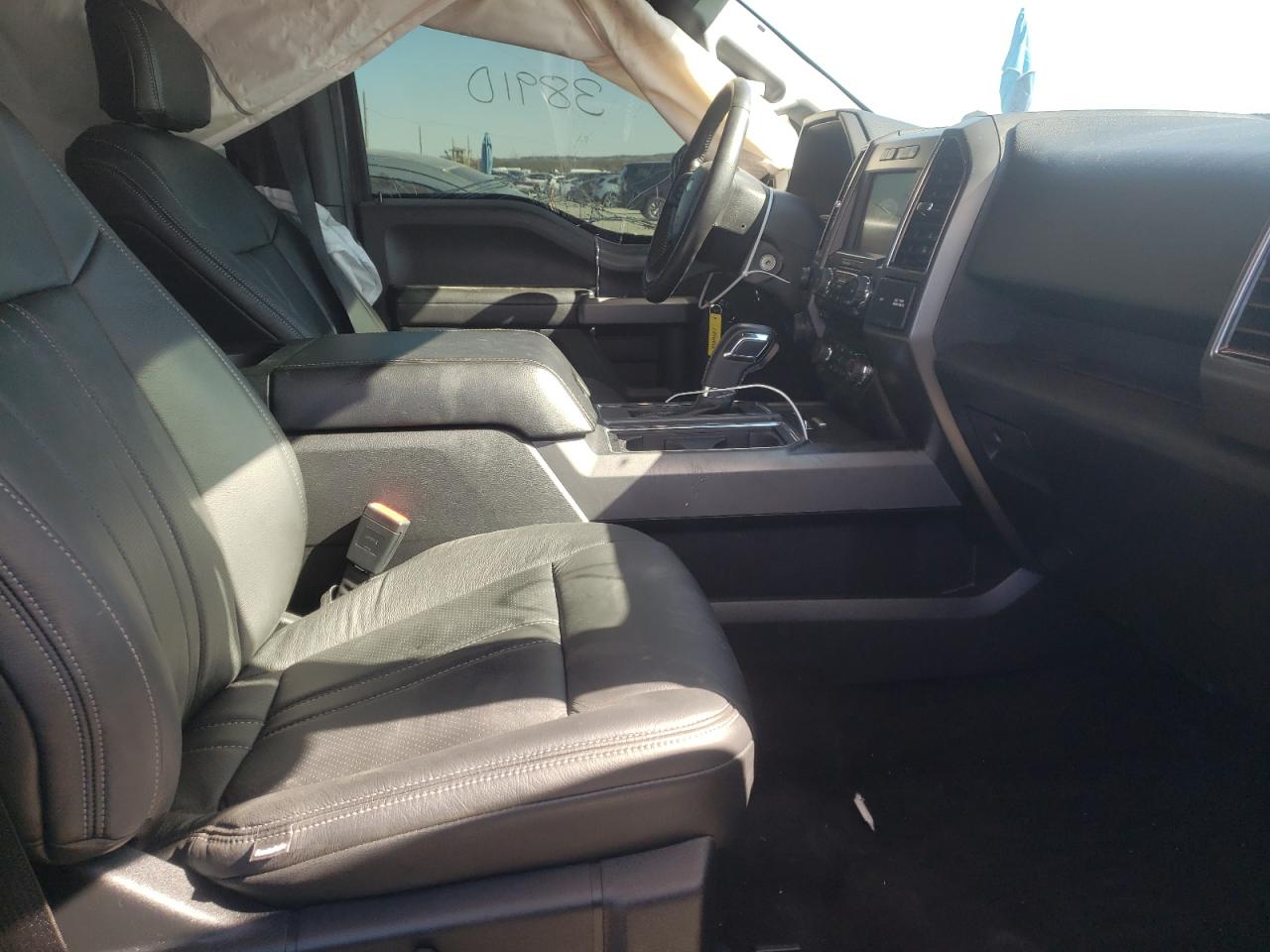 Photo 5 from auction – 2018 FORD F150 SUPER with VIN 1FTEW1EG0JKD16259