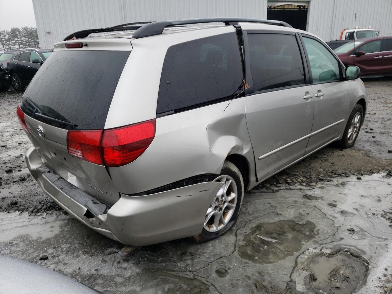 Photo 4 from auction – 2005 TOYOTA SIENNA CE with VIN 5TDZA23C85S383096