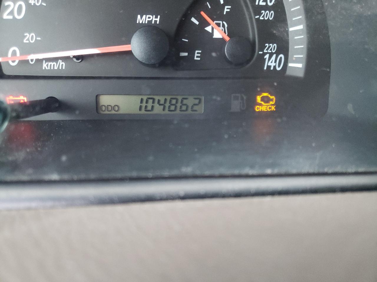 Photo 8 from auction – 2004 TOYOTA CAMRY LE with VIN 4T1BE30K04U319258