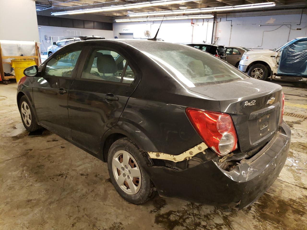 Photo 3 from auction – 2014 CHEVROLET SONIC LS with VIN 1G1JA5SH2E4171889