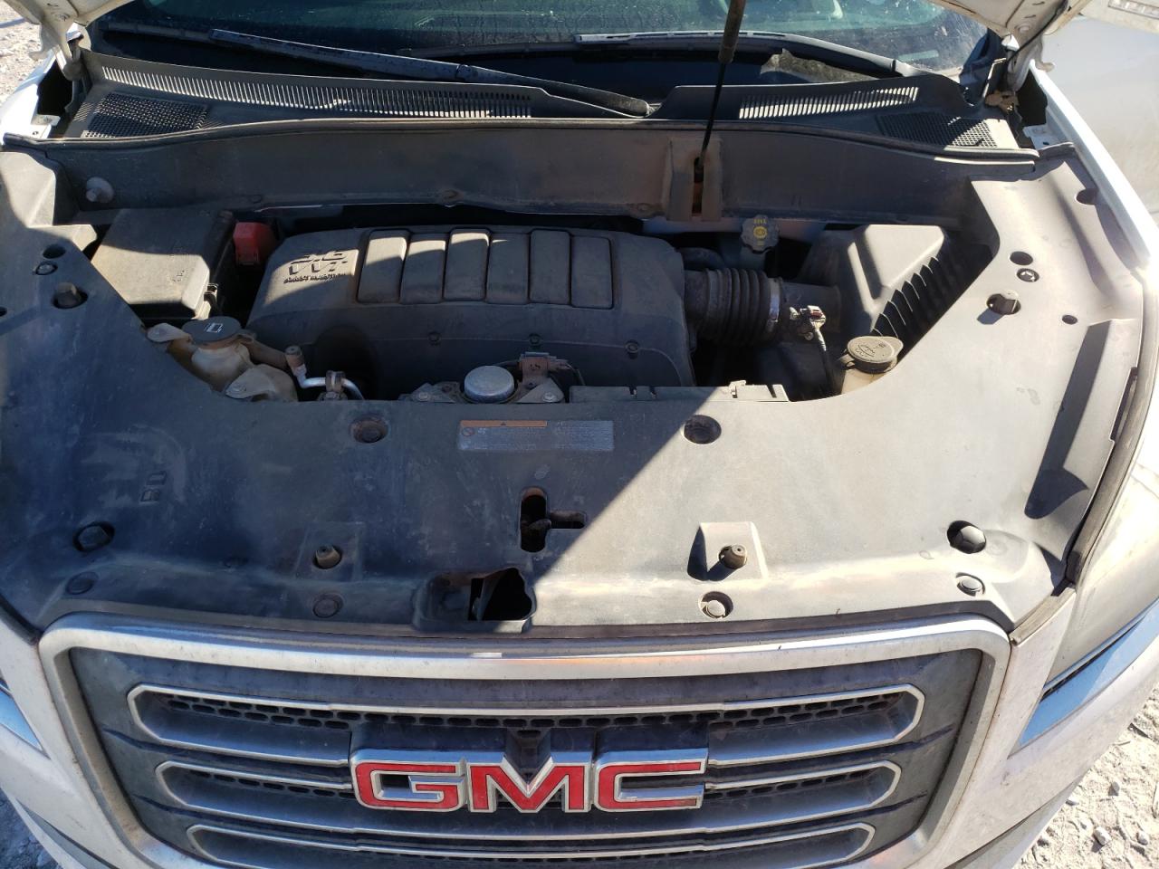 Photo 7 from auction – 2015 GMC ACADIA SLT with VIN 1GKKRSKD1FJ226615