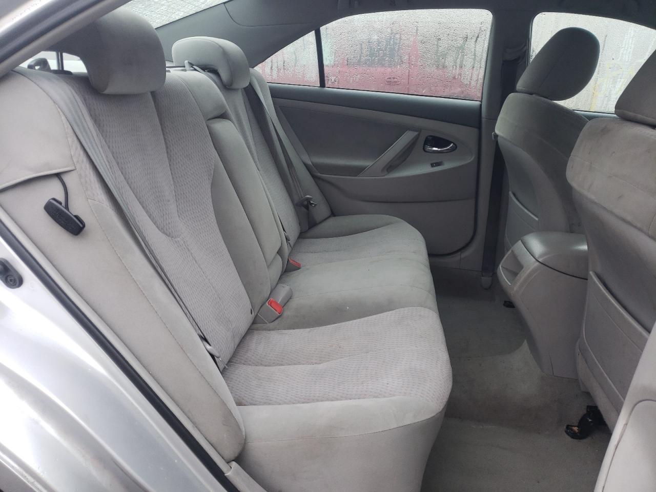Photo 6 from auction – 2011 TOYOTA CAMRY BASE with VIN 4T1BF3EK6BU714497