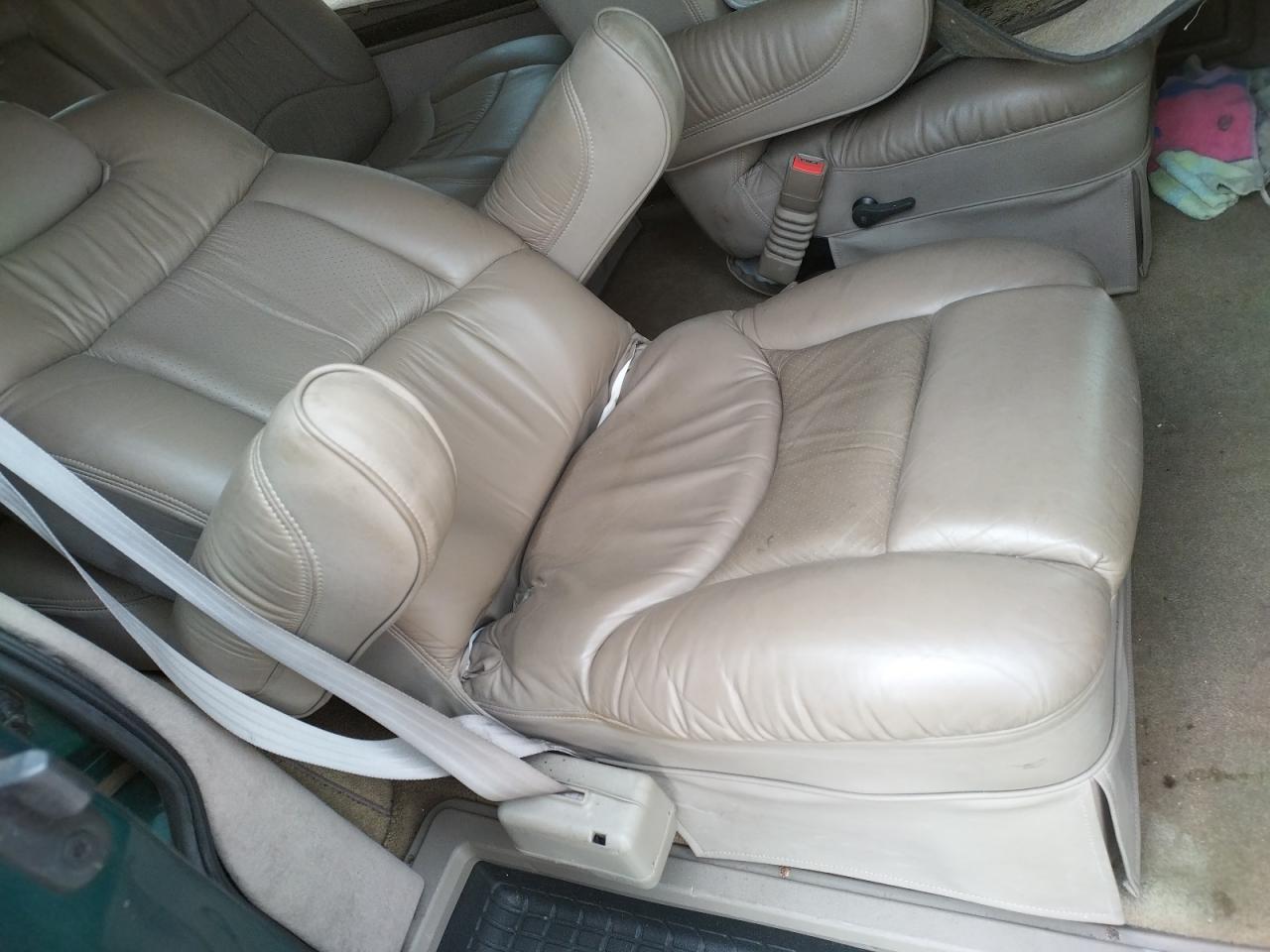 Photo 4 from auction – 2003 CHEVROLET ASTRO with VIN 1GBDM19X43B105262