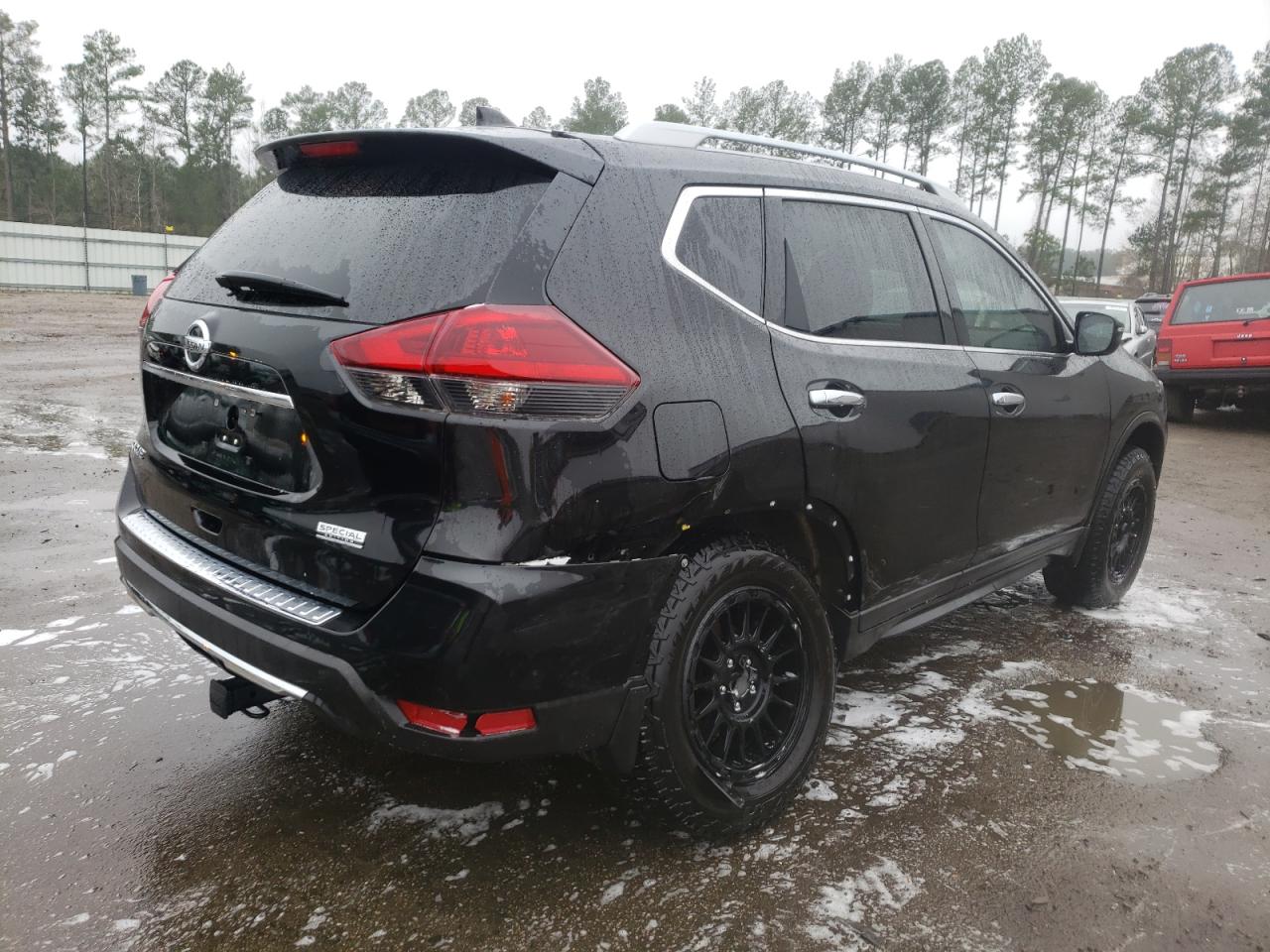 Photo 9 from auction – 2019 NISSAN ROGUE S with VIN 5N1AT2MT3KC723558