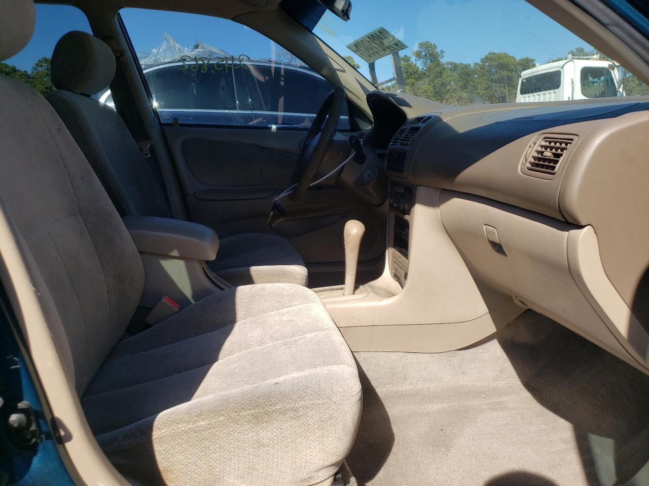 Photo 5 from auction – 2002 TOYOTA COROLLA CE with VIN 1NXBR12E42Z599277