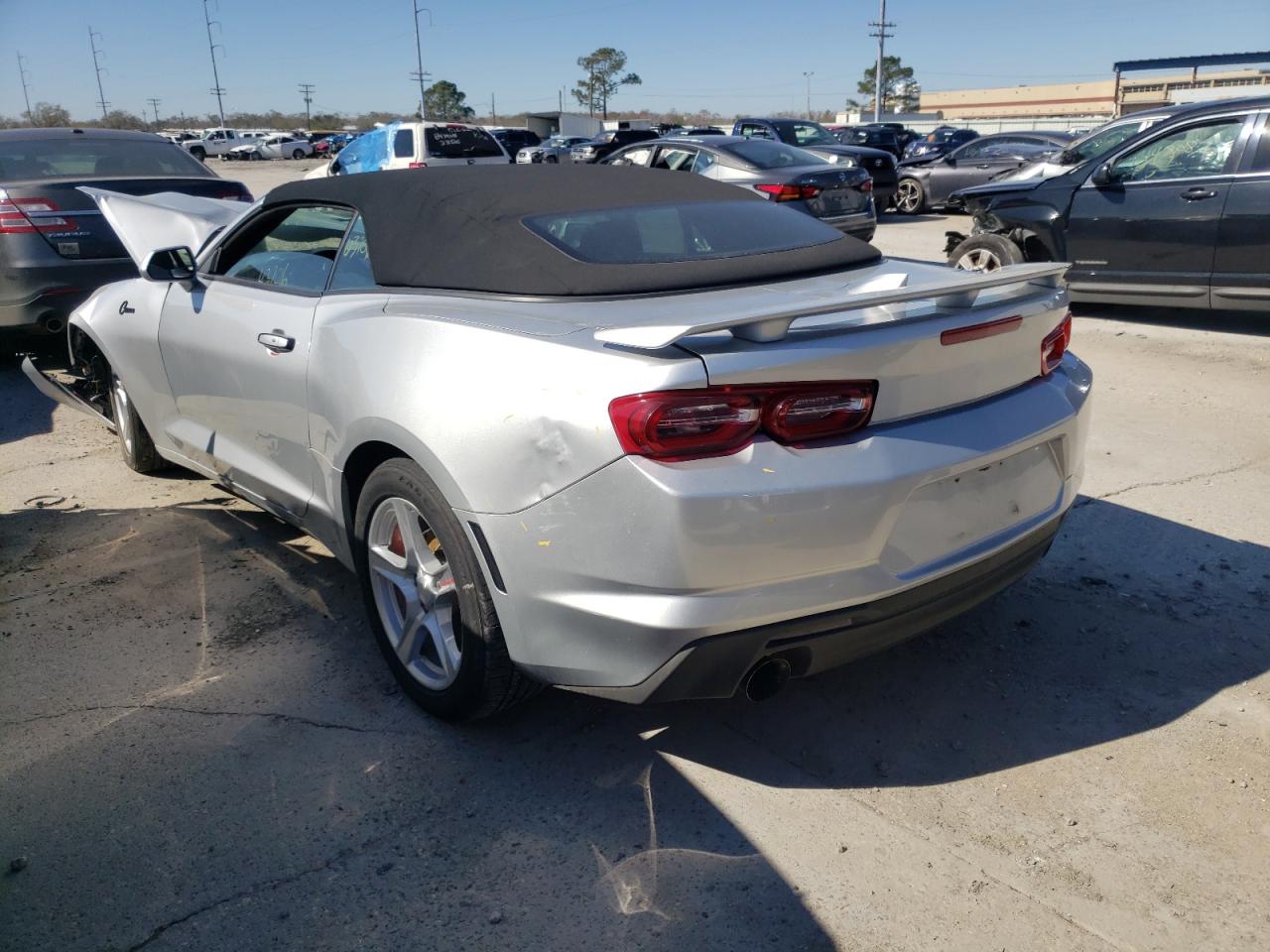 Photo 3 from auction – 2019 CHEVROLET CAMARO LS with VIN 1G1FB3DSXK0105321