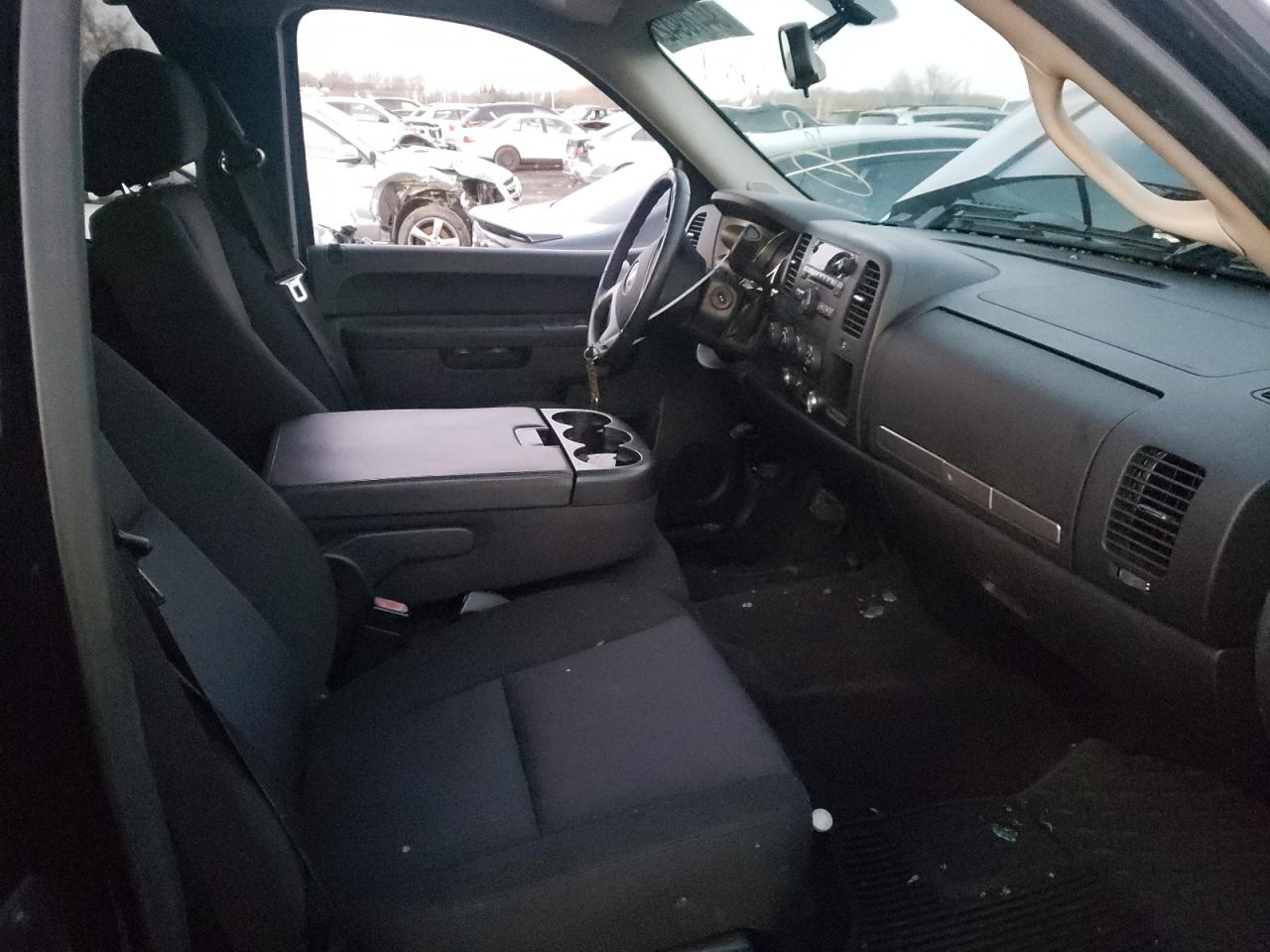 Photo 5 from auction – 2010 CHEVROLET SILVERADO with VIN 1GCSKSE31AZ186078