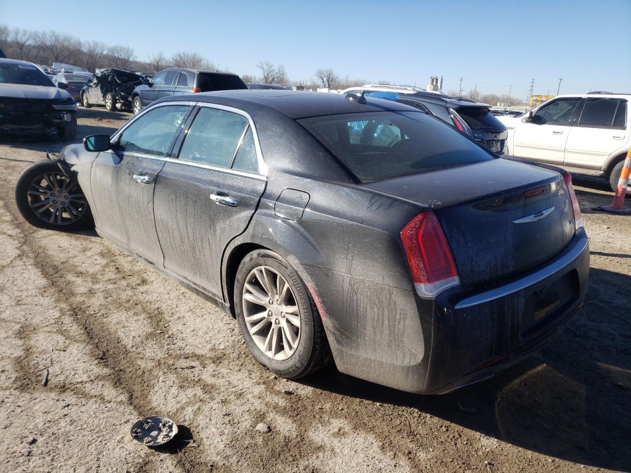 Photo 3 from auction – 2016 CHRYSLER 300C with VIN 2C3CCAEG2GH243612