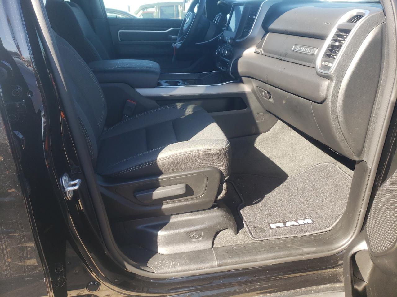 Photo 5 from auction – 2022 RAM 1500 BIG H with VIN 1C6SRFFT3NN139222