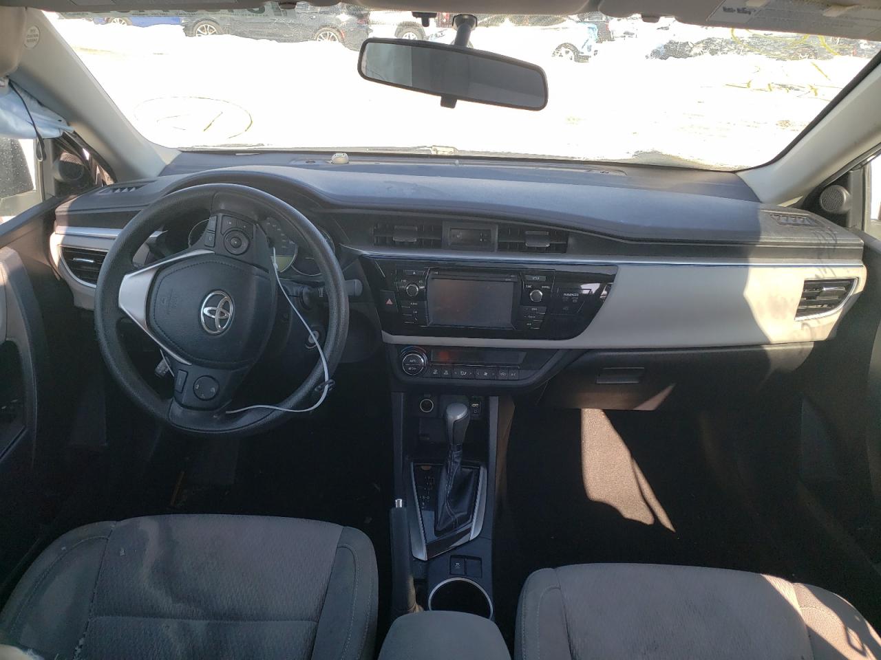 Photo 9 from auction – 2014 TOYOTA COROLLA L with VIN 5YFBURHE0EP022370