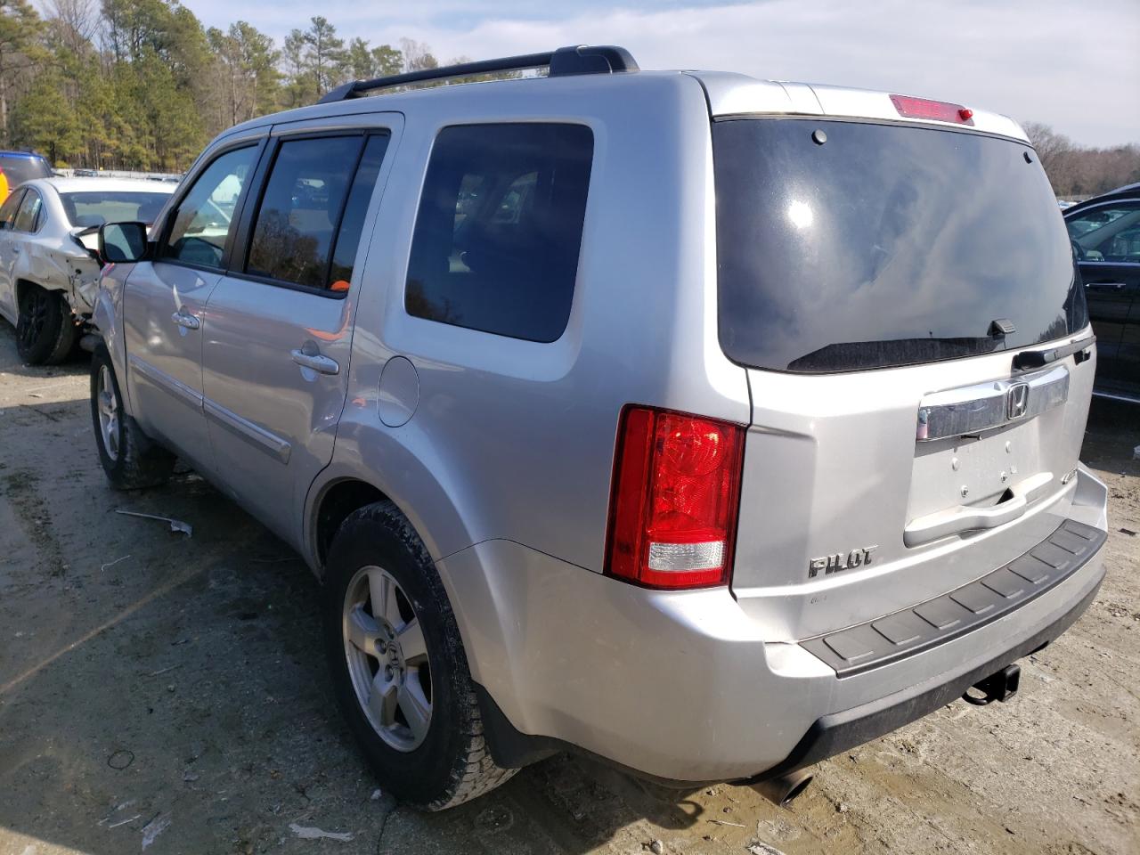 Photo 3 from auction – 2010 HONDA PILOT EX with VIN 5FNYF4H49AB002669