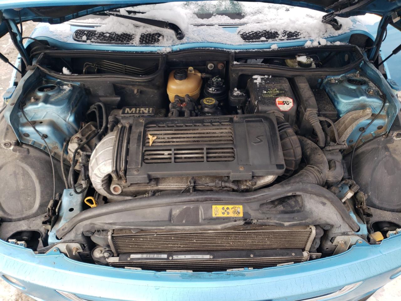 Photo 7 from auction – 2004 MINI COOPER S with VIN WMWRE334X4TD80283