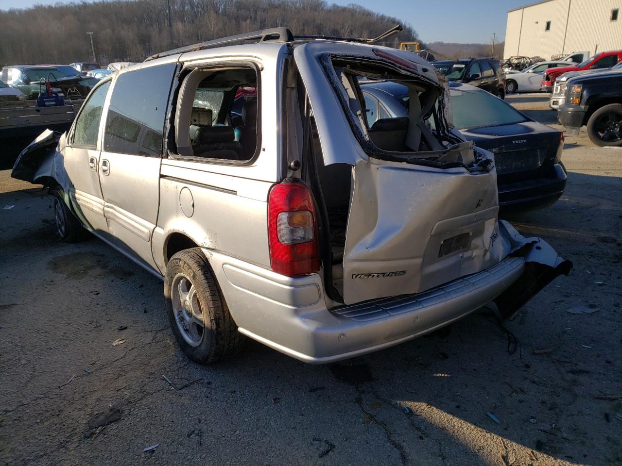Photo 3 from auction – 2002 CHEVROLET VENTURE LU with VIN 1GNDX13EX2D157015
