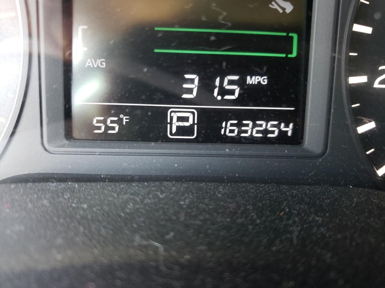Photo 8 from auction – 2015 NISSAN SENTRA S with VIN 3N1AB7AP1FY364612