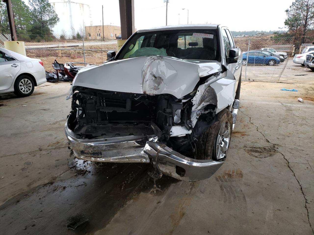 Photo 10 from auction – 2016 RAM 1500 SLT with VIN 1C6RR6GT2GS382425