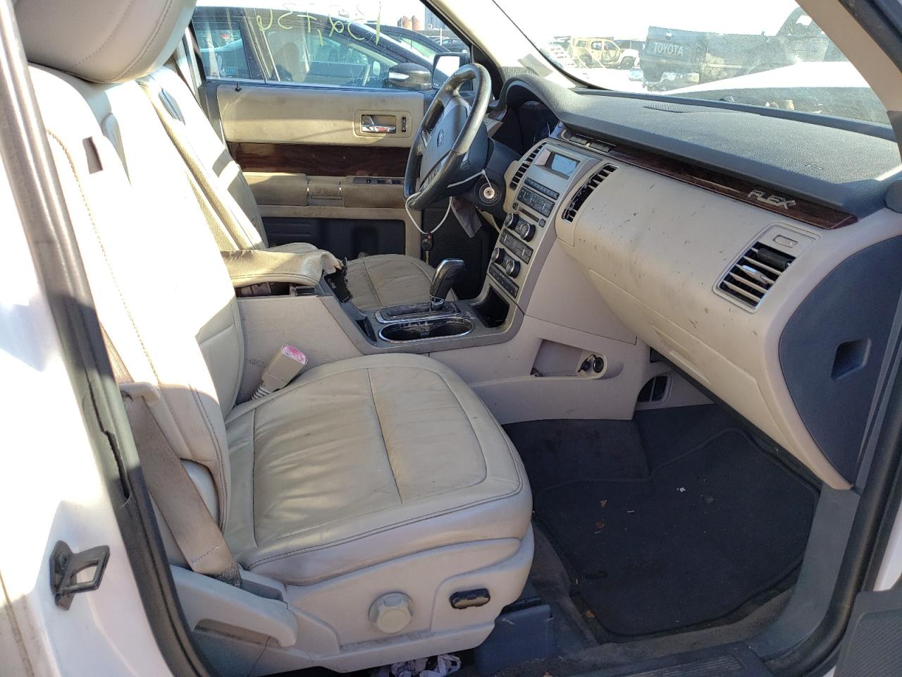 Photo 5 from auction – 2009 FORD FLEX SEL with VIN 2FMDK52CX9BA31764