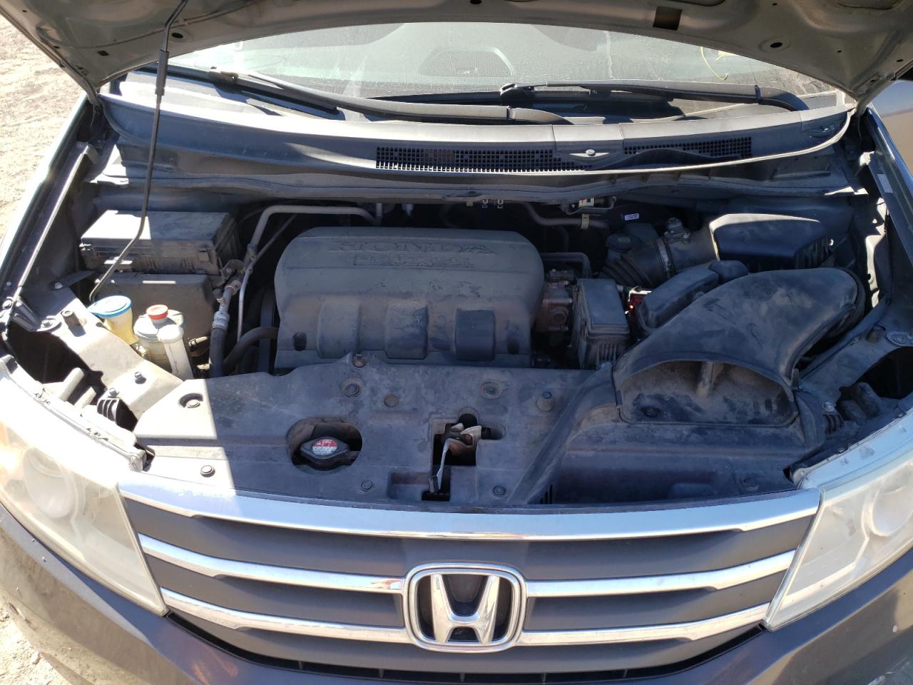 Photo 7 from auction – 2011 HONDA ODYSSEY TO with VIN 5FNRL5H96BB064577