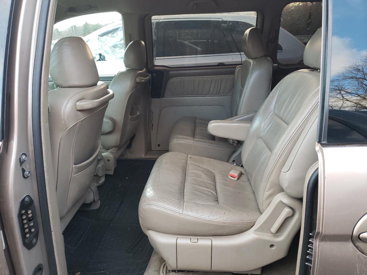 Photo 6 from auction – 2003 HONDA ODYSSEY with VIN 5FNRL18723B051303