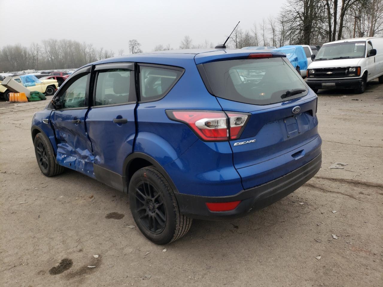 Photo 3 from auction – 2017 FORD ESCAPE S with VIN 1FMCU0F7XHUB21978