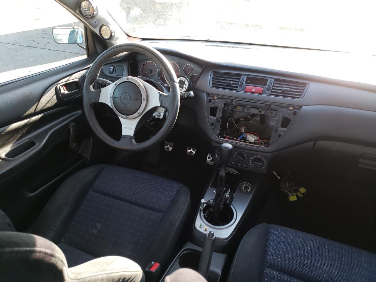 Photo 9 from auction – 2005 MITSUBISHI LANCER EVO with VIN JA3AH36D55U012099