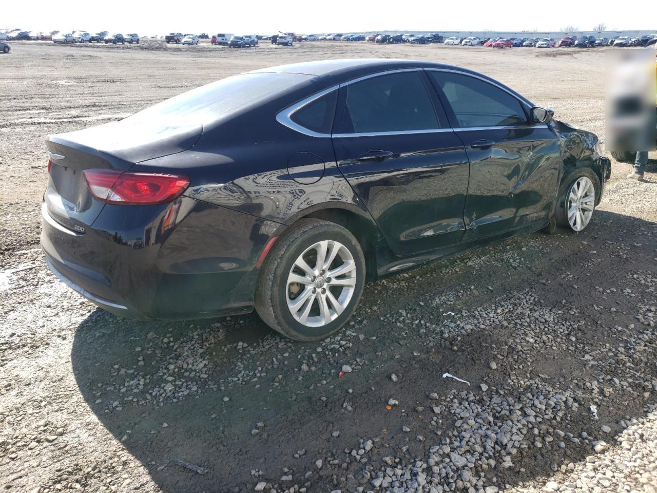 Photo 4 from auction – 2016 CHRYSLER 200 LIMITE with VIN 1C3CCCAB3GN122066