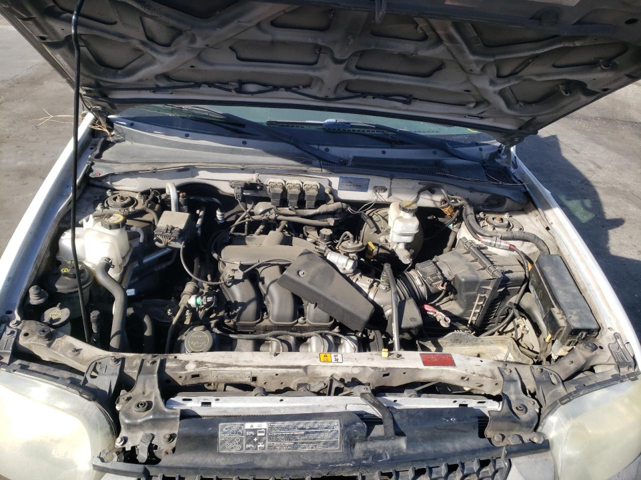 Photo 7 from auction – 2006 FORD ESCAPE with VIN 1FMCU03136KA39017