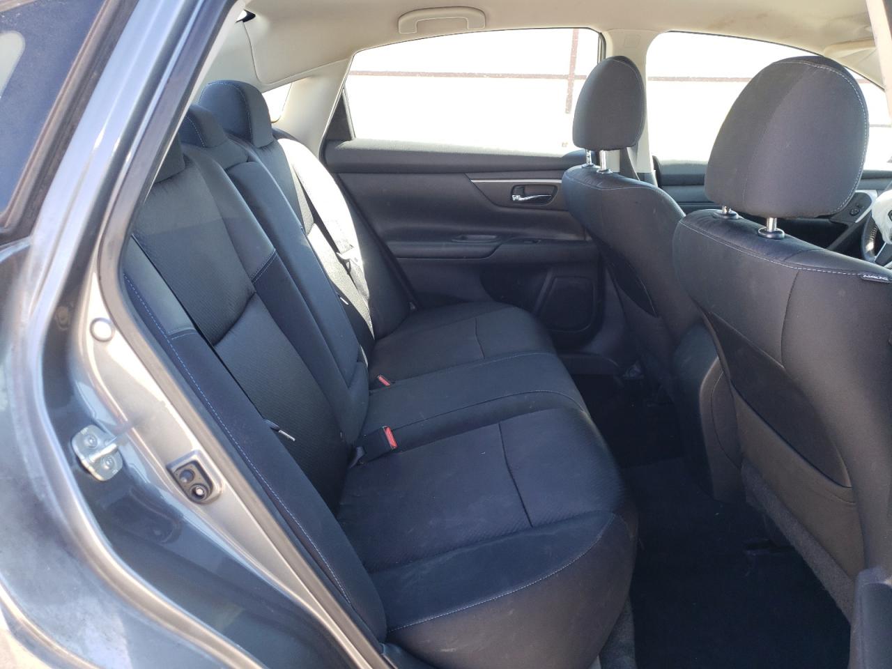 Photo 6 from auction – 2017 NISSAN ALTIMA 2.5 with VIN 1N4AL3AP6HC277728