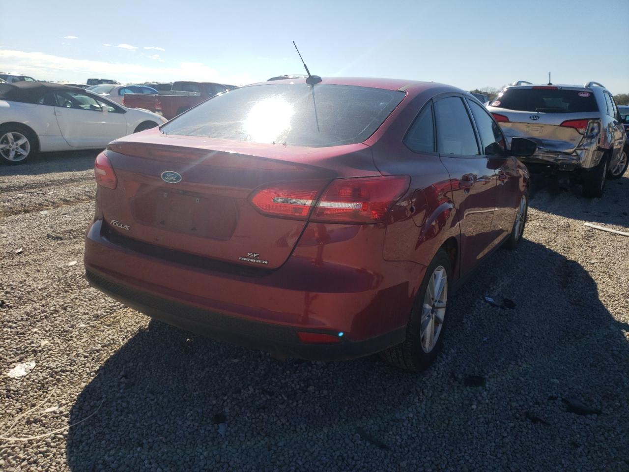 Photo 4 from auction – 2016 FORD FOCUS SE with VIN 1FADP3F23GL355590