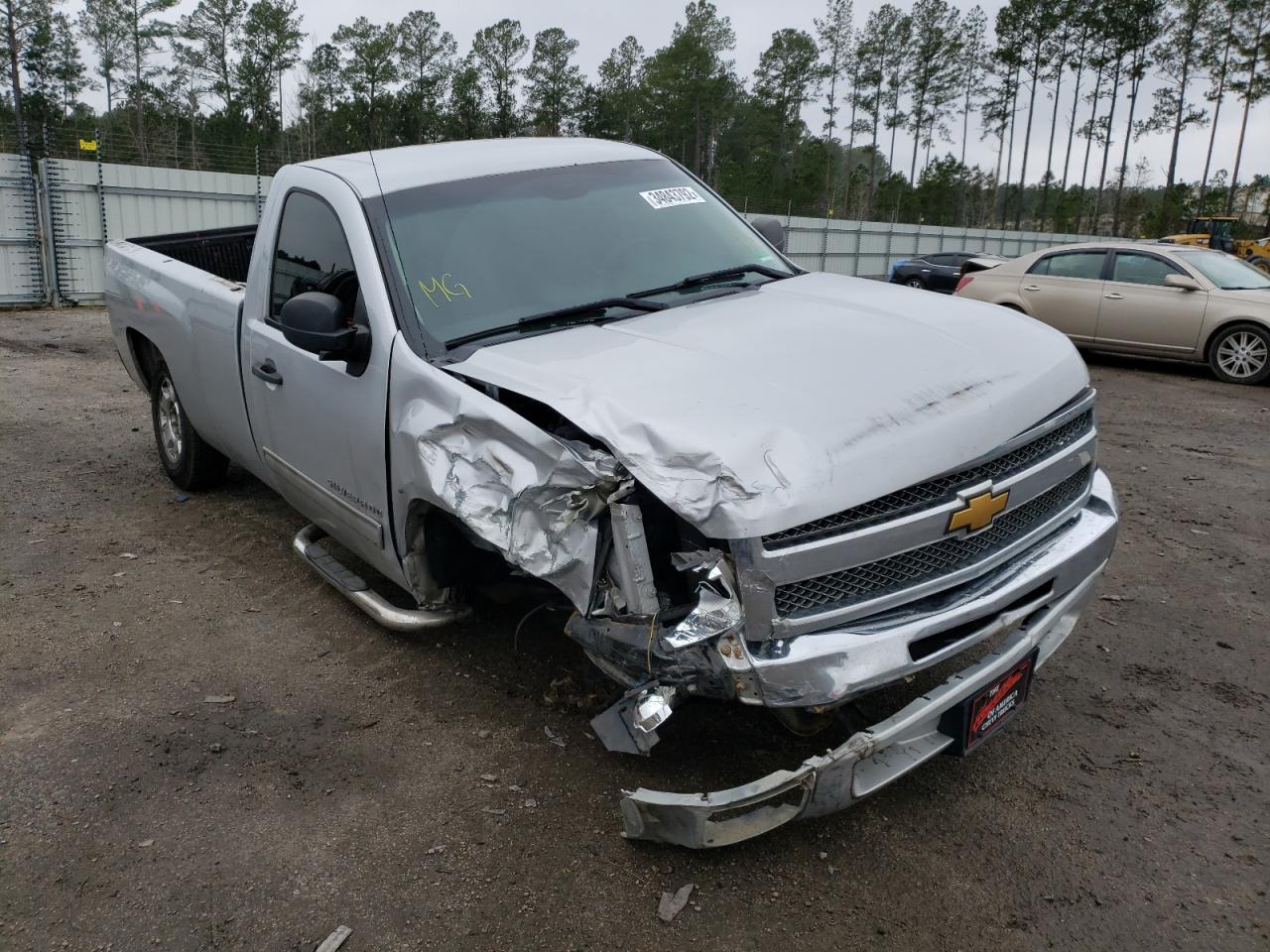 CHEVROLET SILVERADO 2013 with VIN 1GCNCSE05DZ213867 - Photo from auction