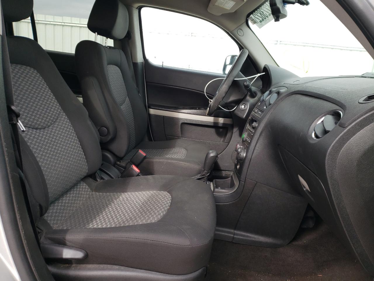 Photo 5 from auction – 2011 CHEVROLET HHR LS with VIN 3GNBAAFW6BS630793
