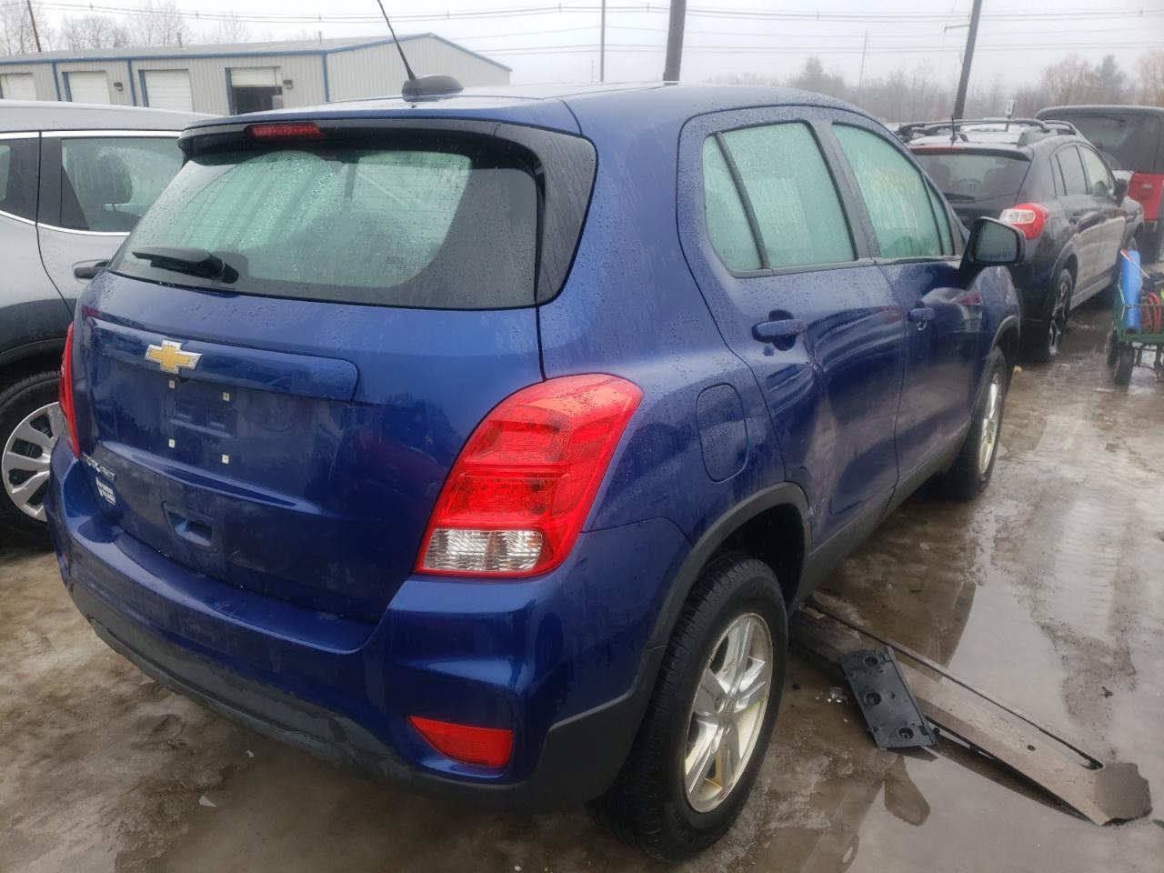 Photo 4 from auction – 2017 CHEVROLET TRAX LS with VIN 3GNCJNSB9HL195866