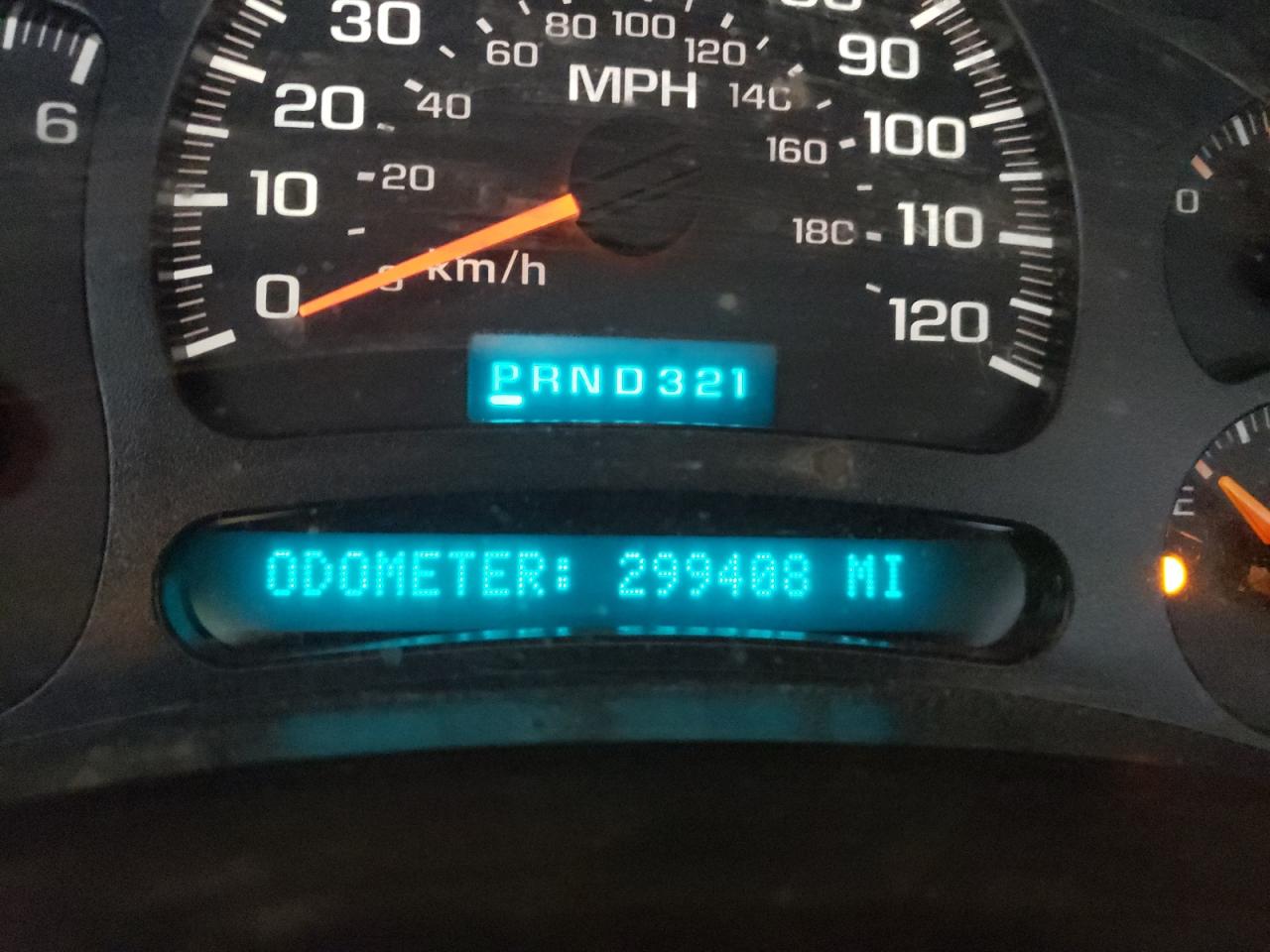 Photo 8 from auction – 2003 CHEVROLET SILVERADO with VIN 1GCGK13U13F225607