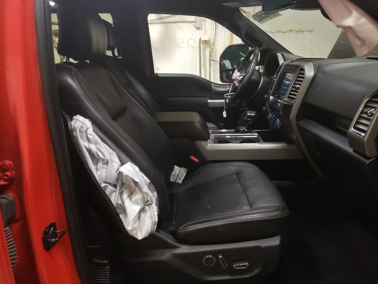 Photo 5 from auction – 2016 FORD F150 SUPER with VIN 1FTEW1EG4GKF14240
